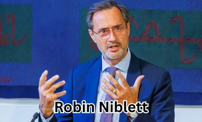 Robin Niblett