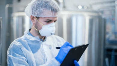 How to Select a Healthcare Cleanroom Services Provider in the US: A Facility Manager's Checklist
