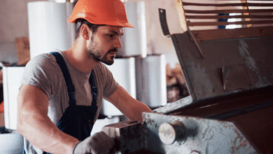 How to Choose a Plasma Metal Cutting Machine Without Wasting $10,000 (A Fabricator's Checklist)