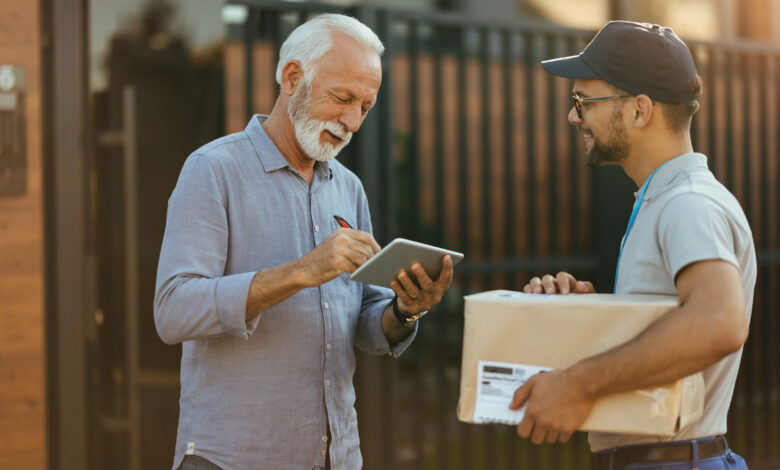 The Complete Guide to Choosing an Electronic Delivery Service for Small and Mid-Sized US Businesses